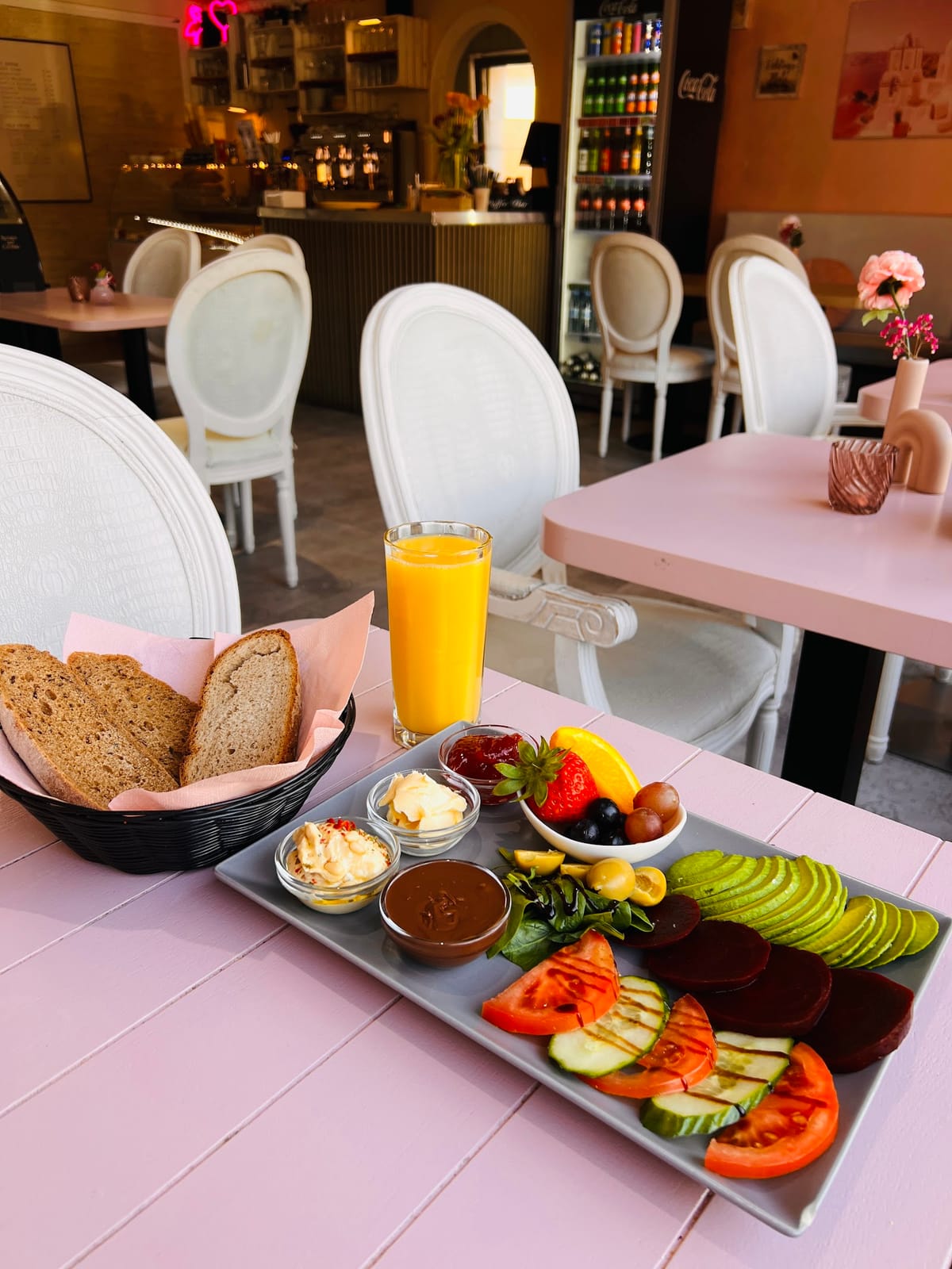 Cafe Paradiso