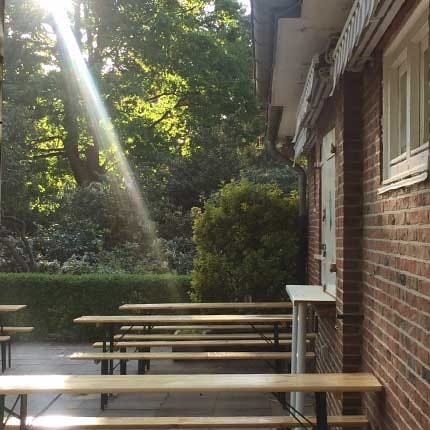 Lesecafe Stadtpark photo 6