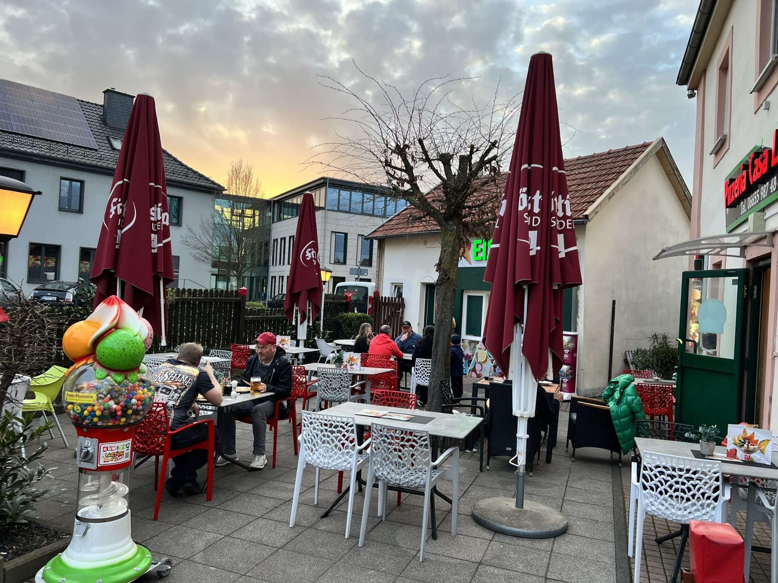 Eiscafè & Pizzeria Casa Linda