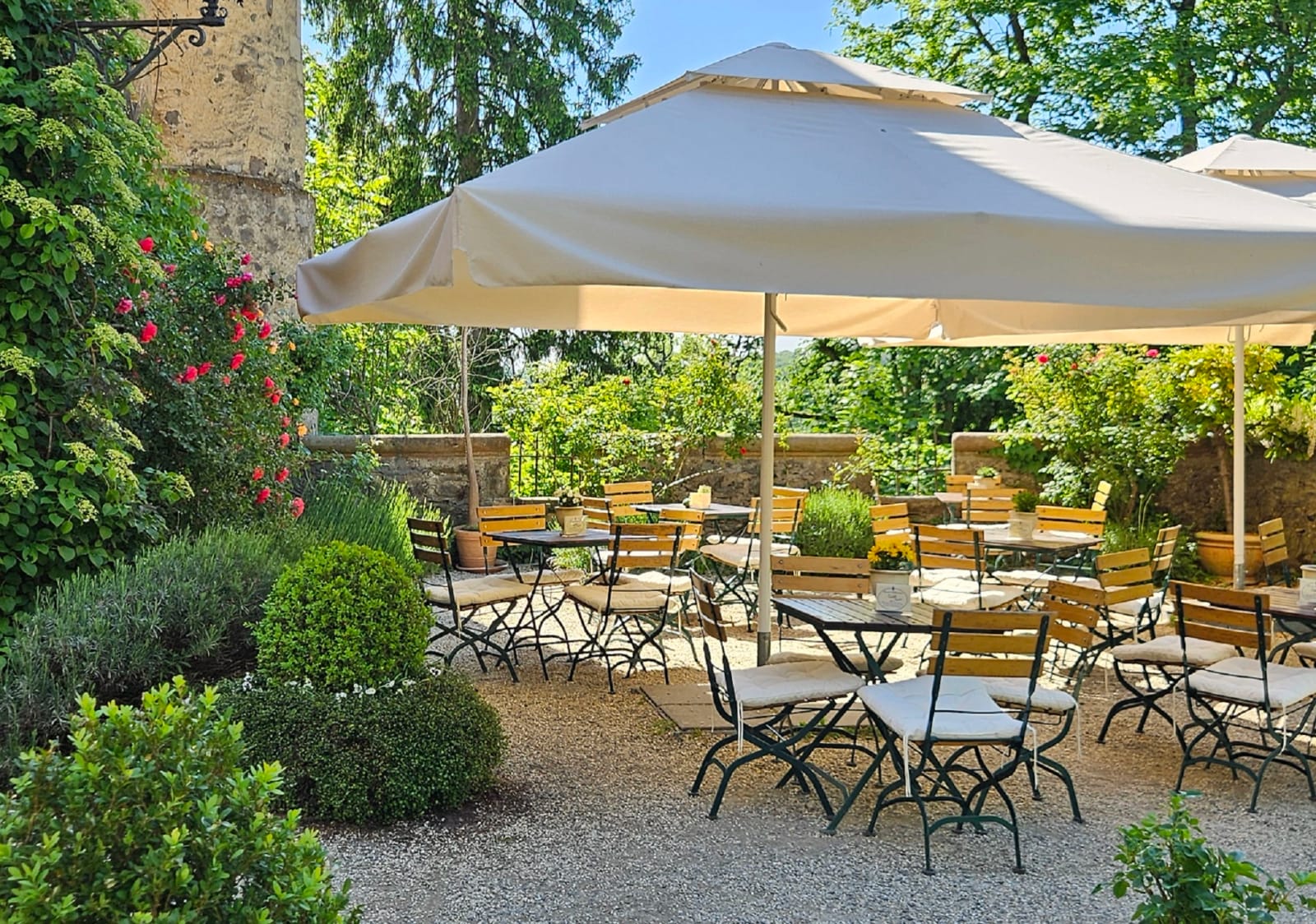 Café & Shop im Schloss