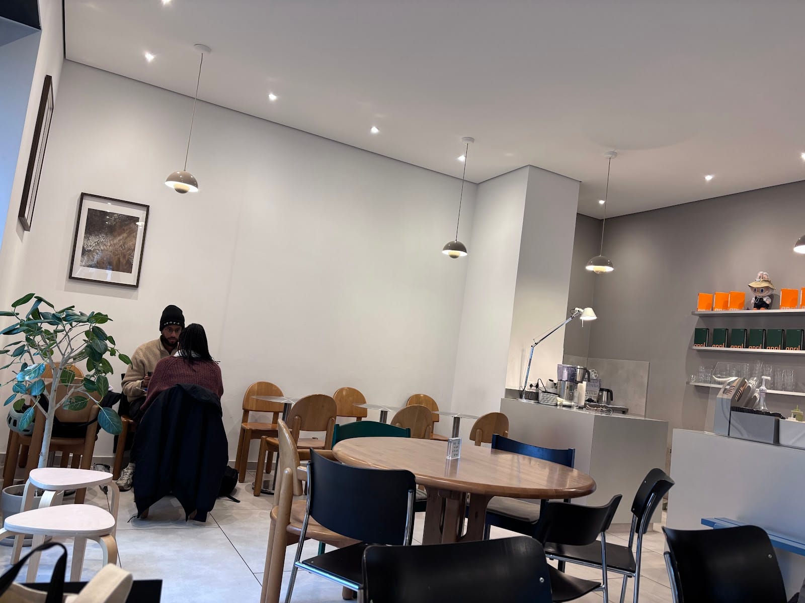 2b Coffee Studio