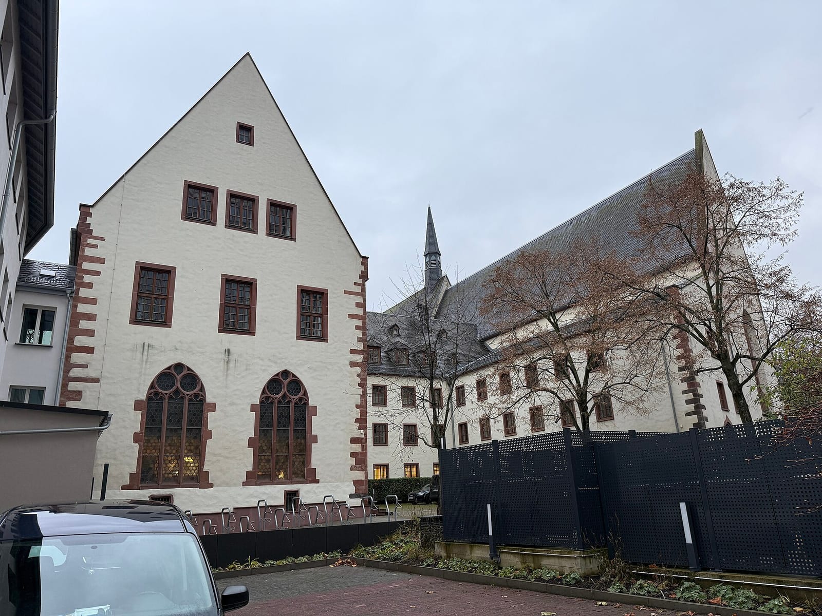 Wewe Café