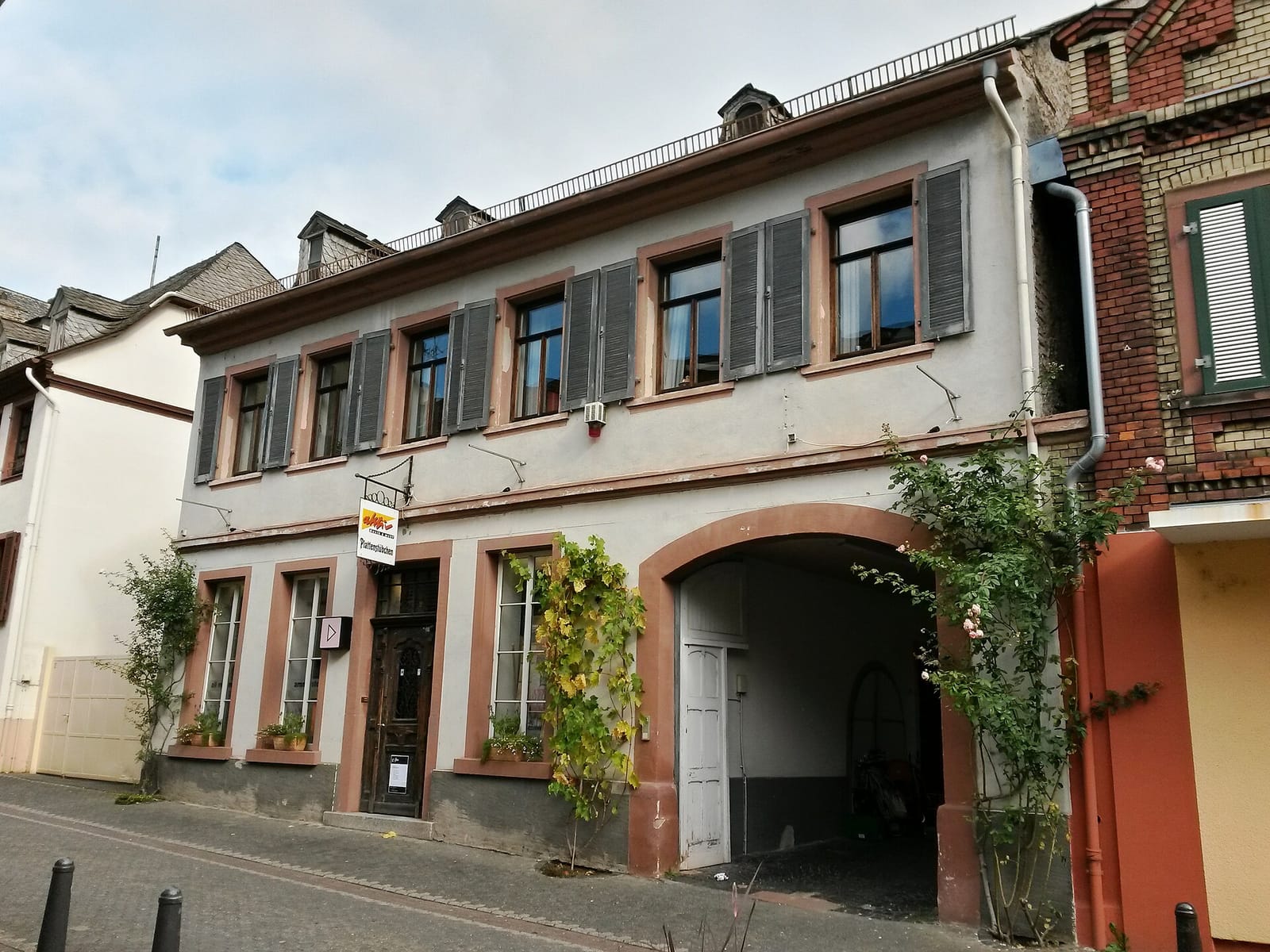 Plattenstübchen - Café & Winebar photo 3