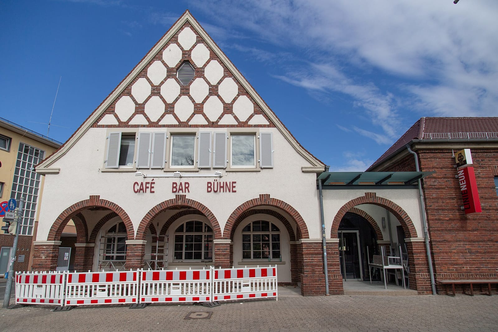 Linie Neun photo 2