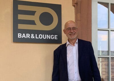 EO Bar & Lounge