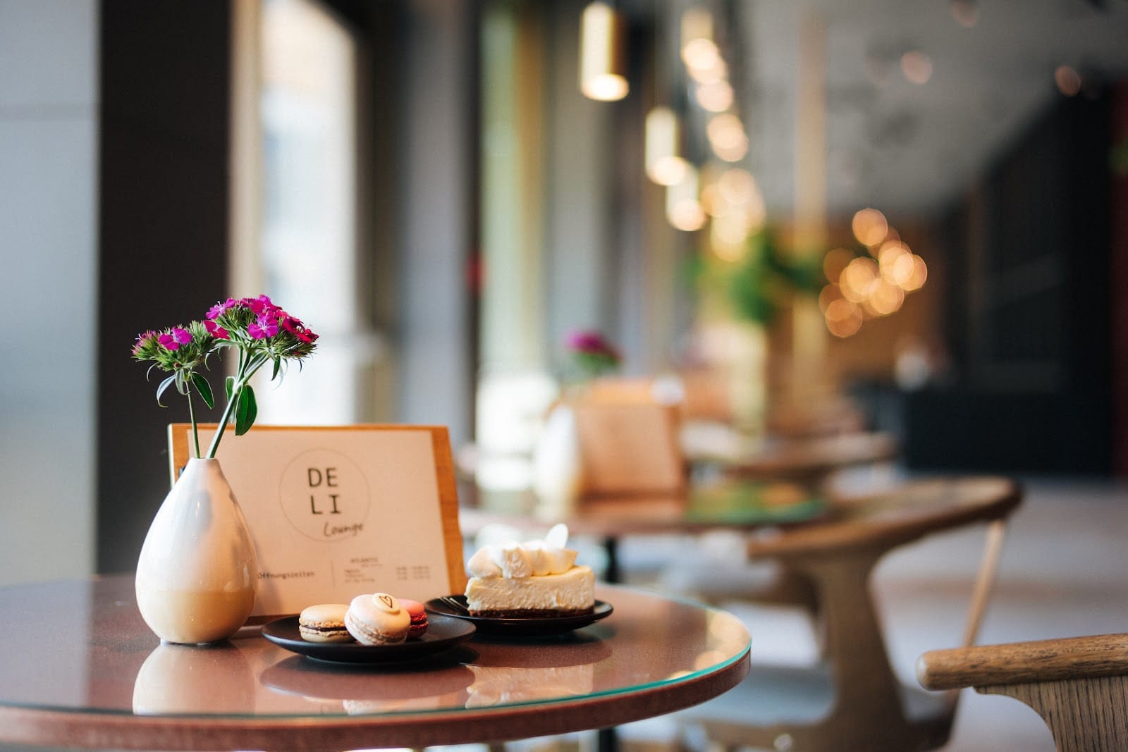 Deli Lounge