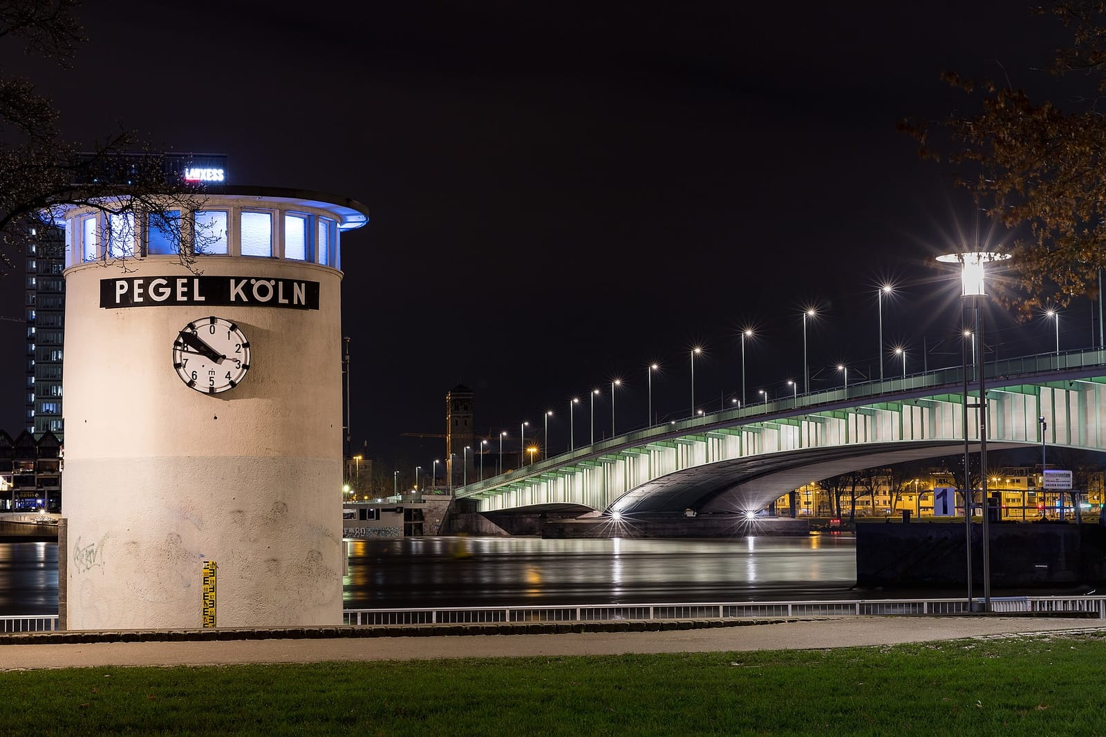 Amory am Rhein photo 3