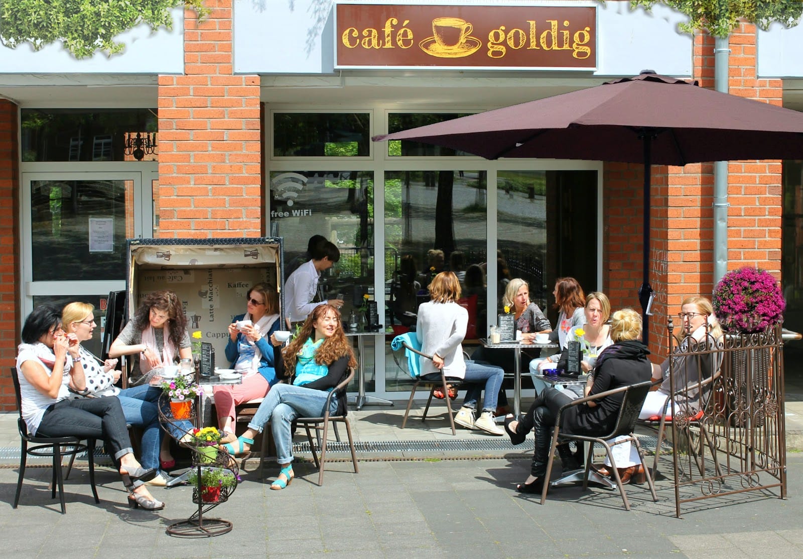 Cafe Goldig