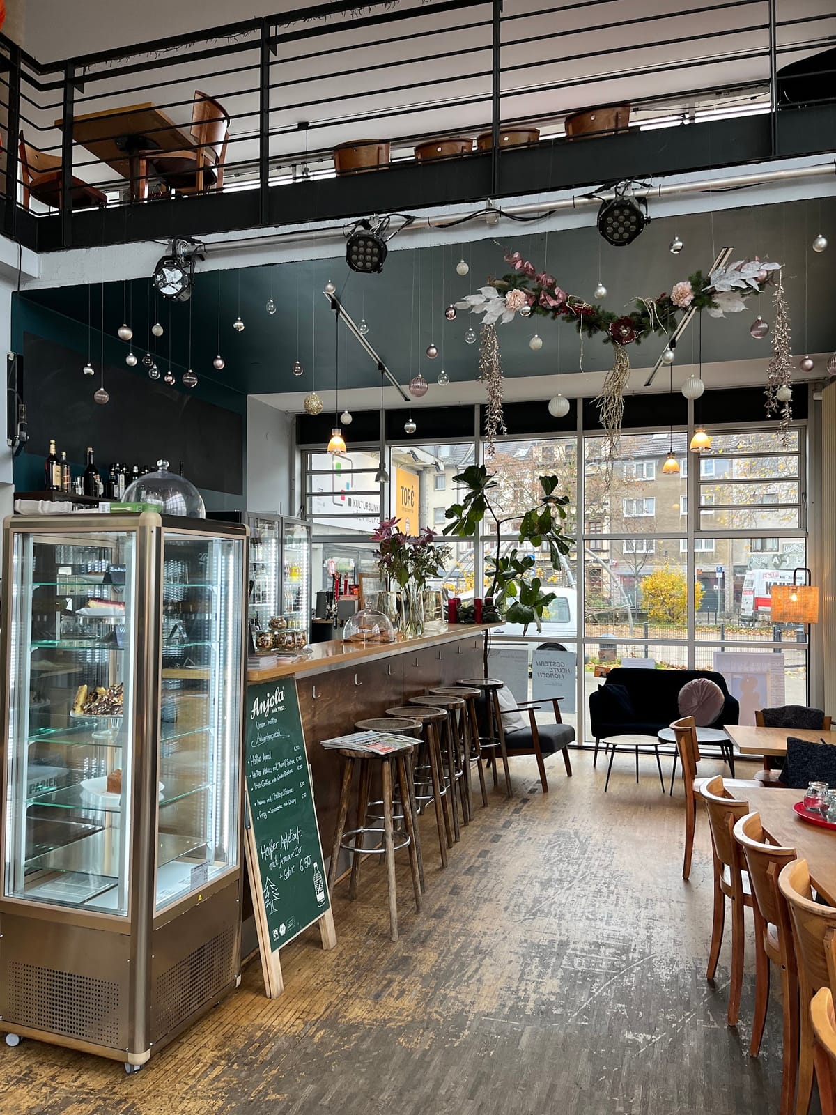 Toré Café.Restaurant.Bar