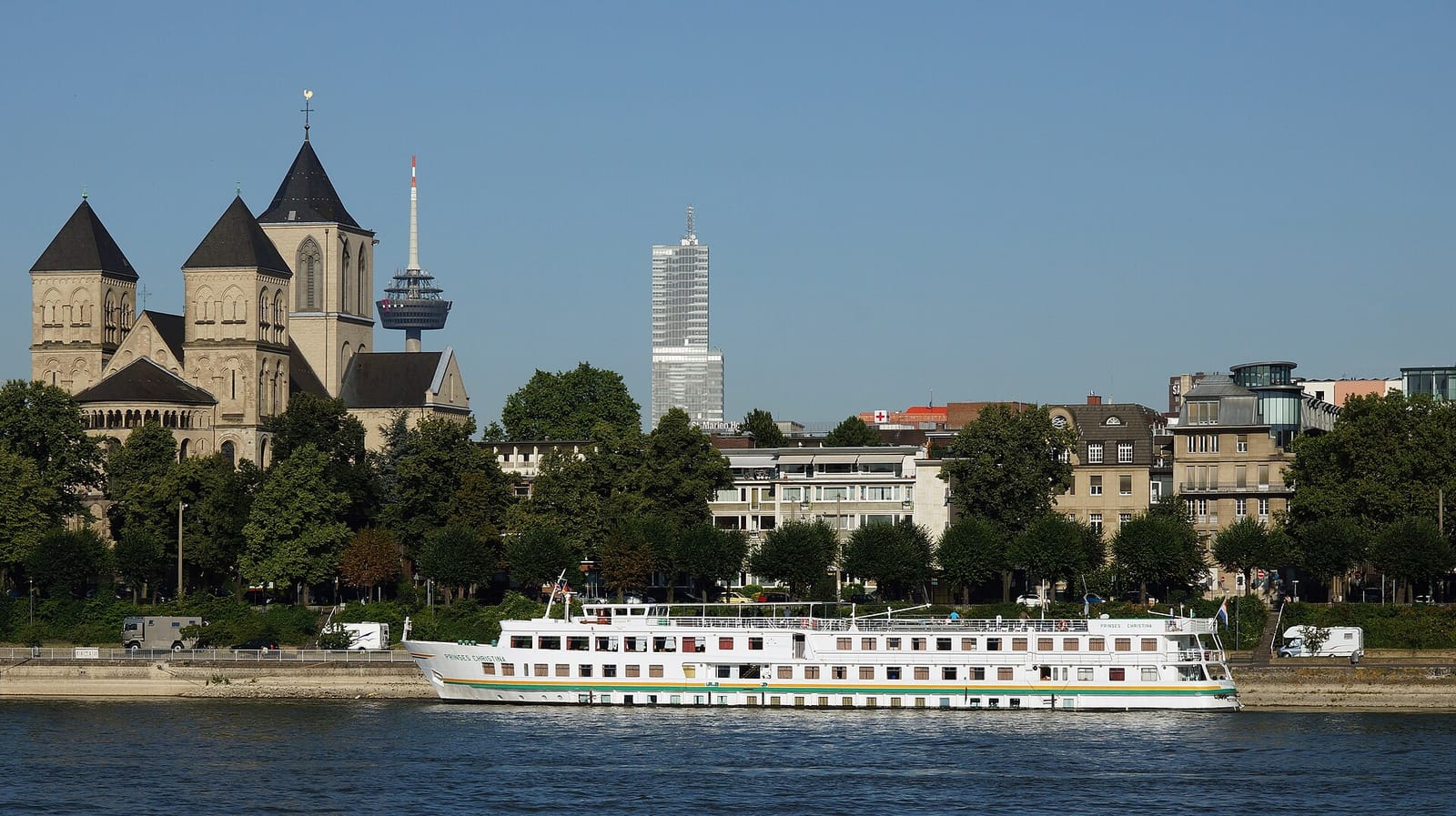 km 689 Cologne Beach Club photo 4