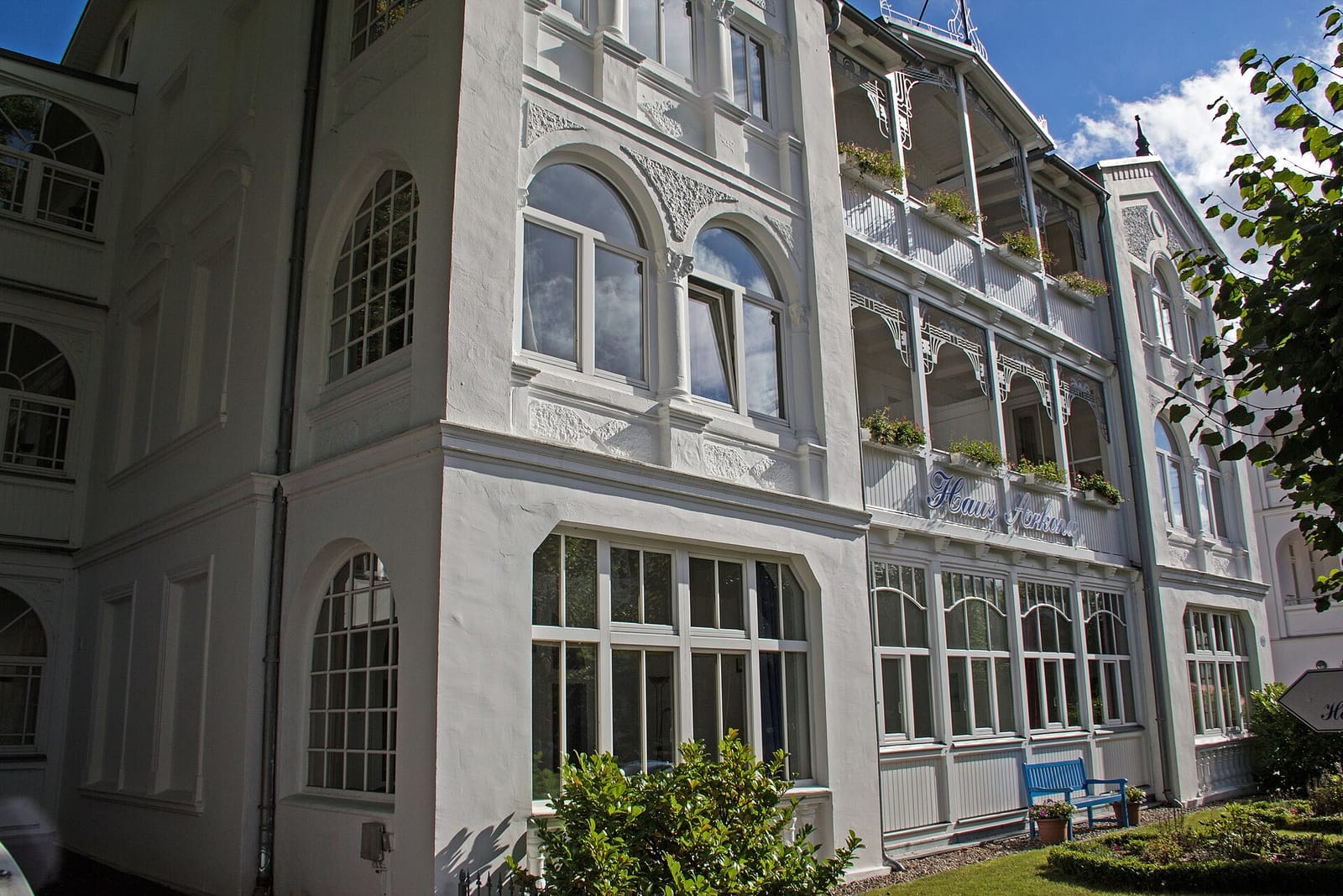 Fräulein Honig photo 3