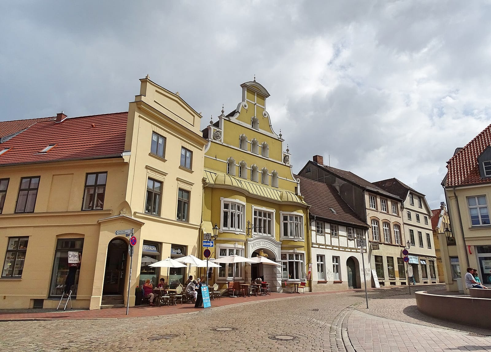 Cafe Alte Löwenapotheke photo 3