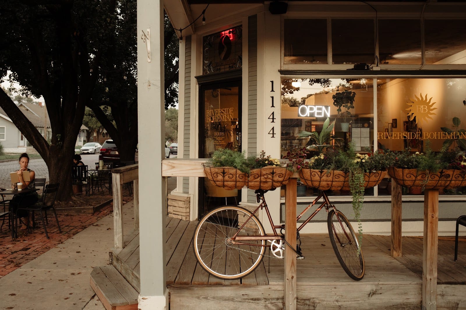 Riverside Bohemian