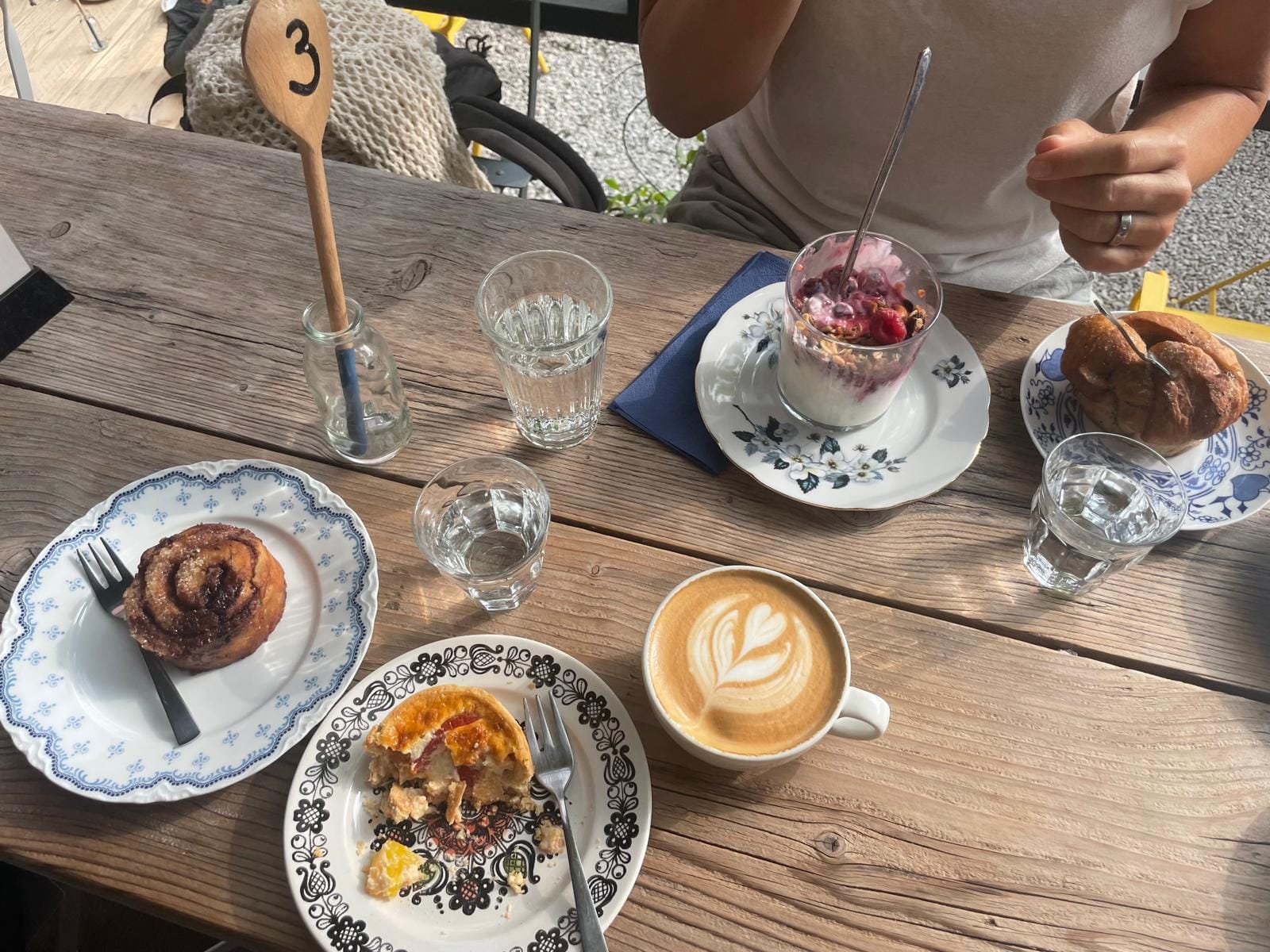 Café karda`mo:m