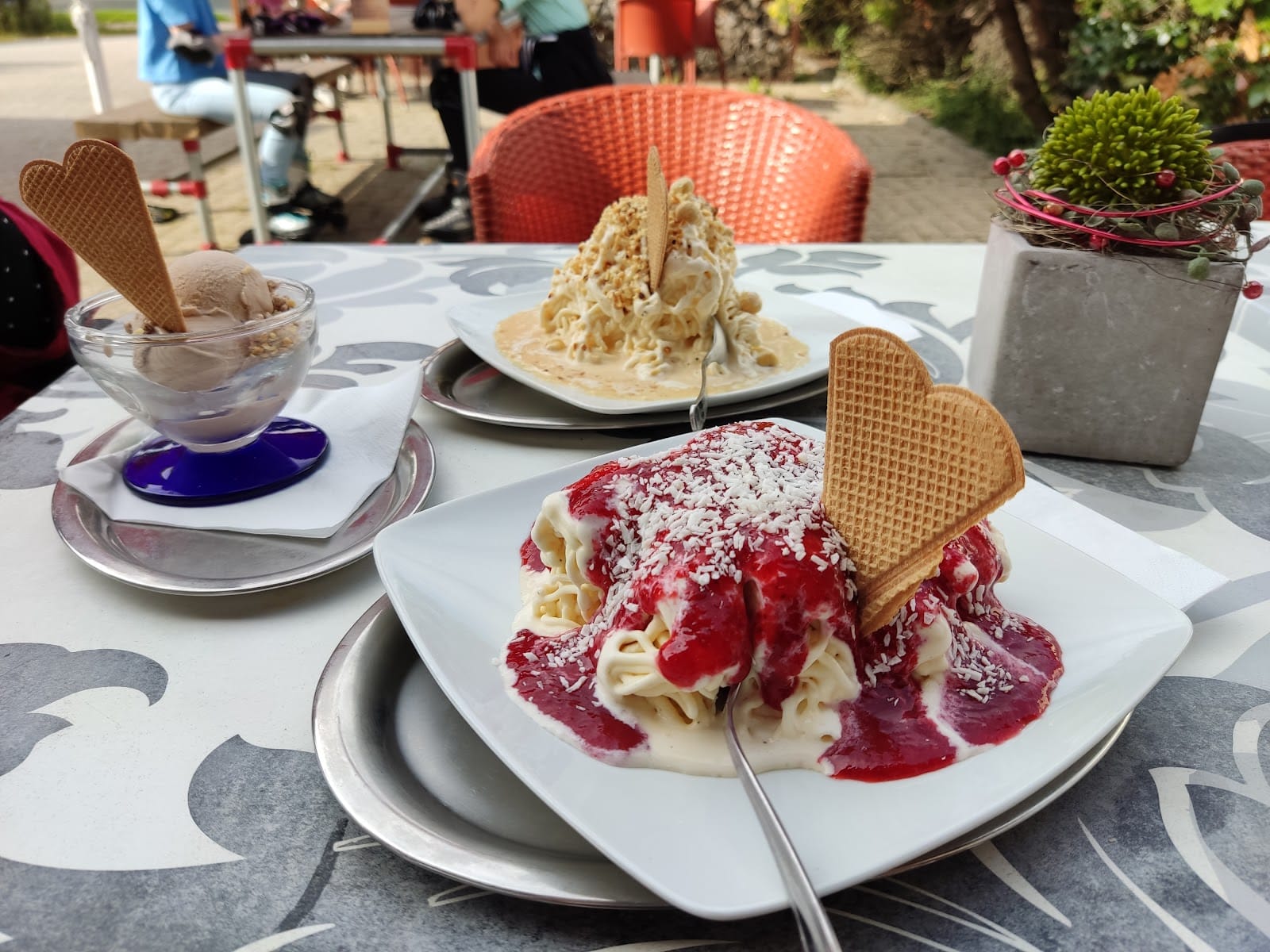 Dellnitz Eiscafe
