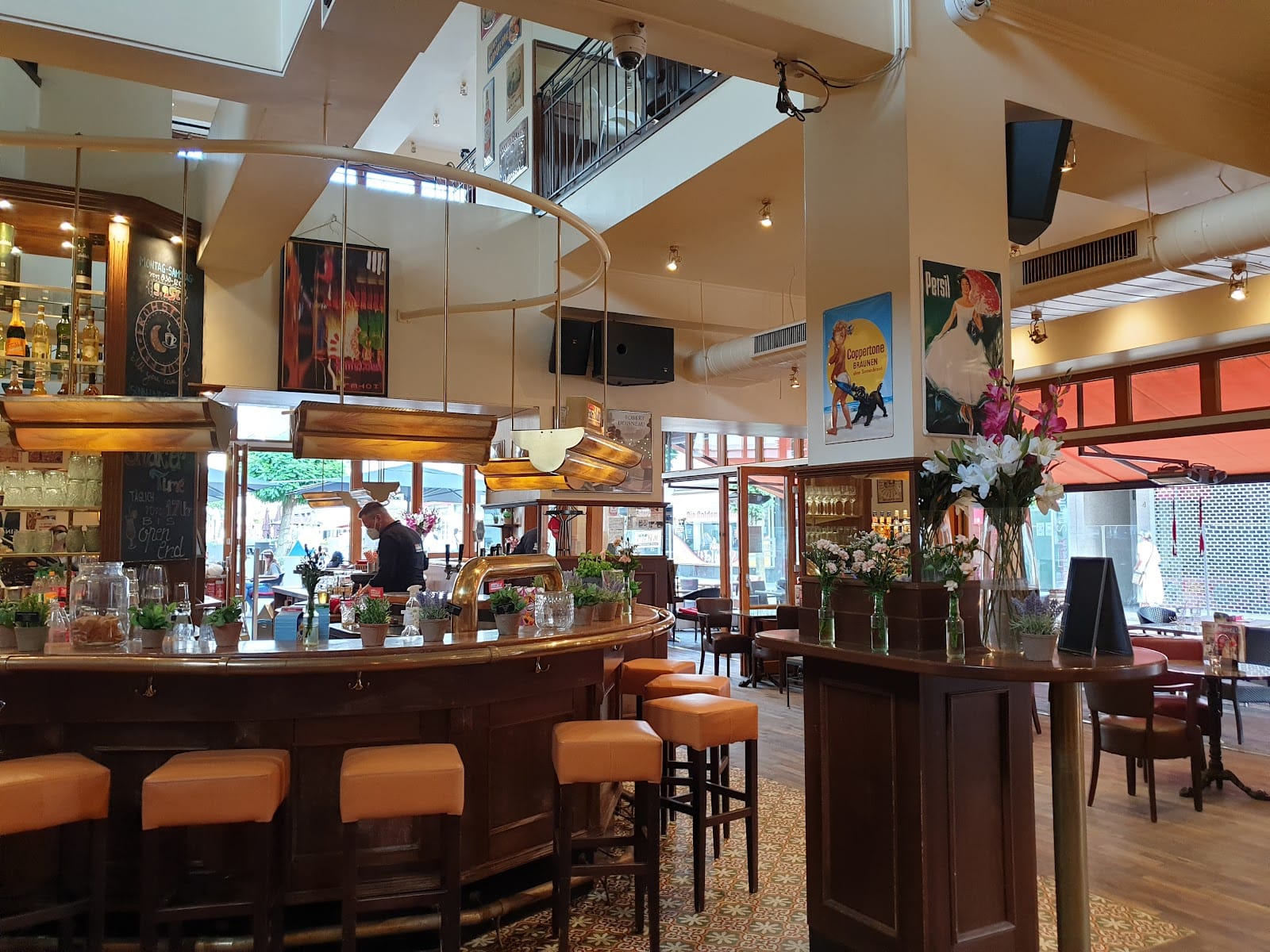 Cafe Extrablatt
