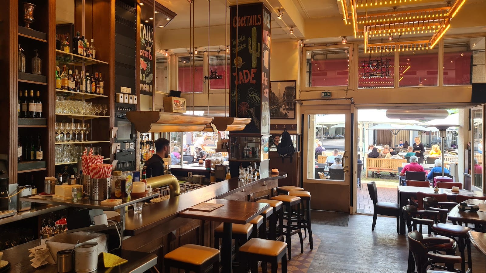Cafe Extrablatt