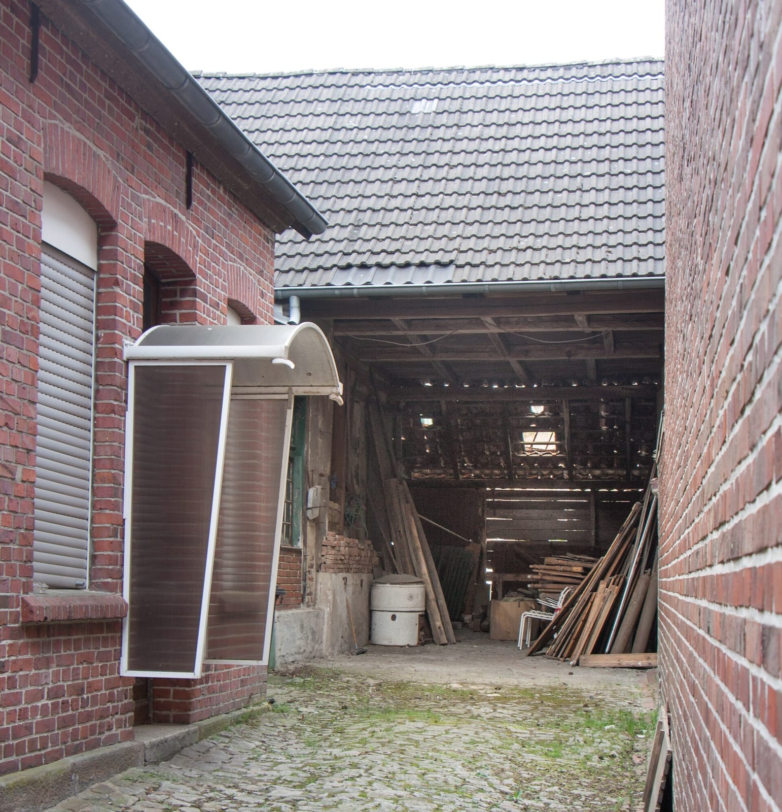 Hellmann photo 3