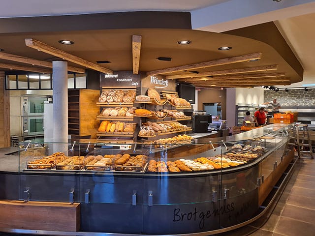 Café u. Bäckerei Weinzierl photo 2