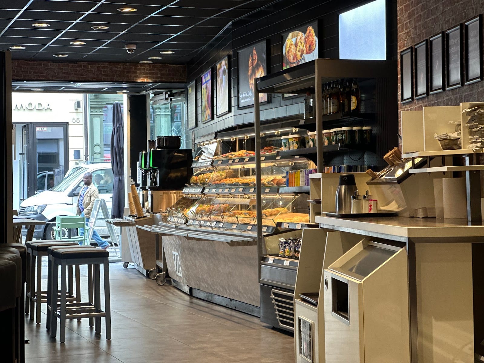 Snacks & Kaffee