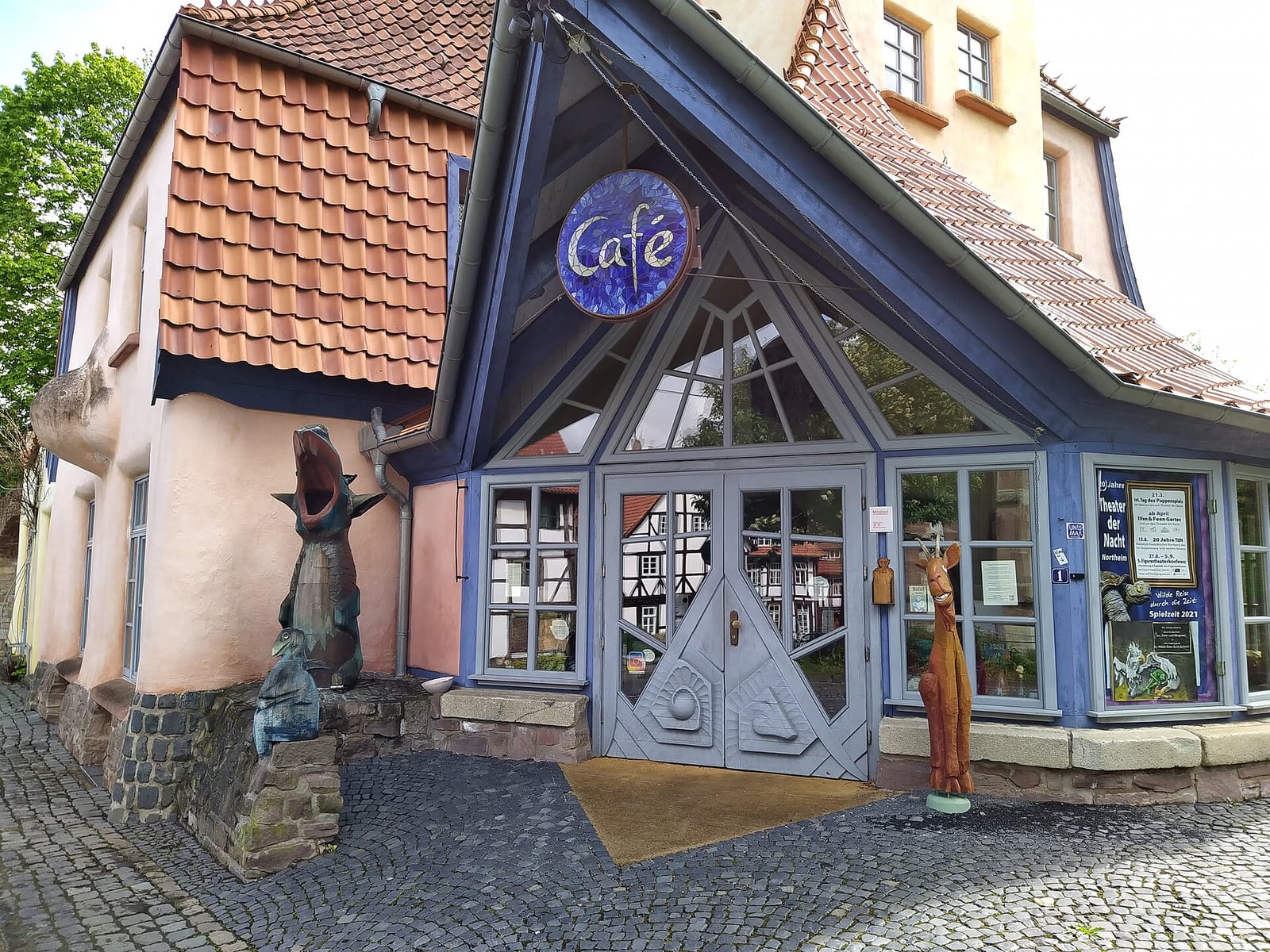 Café im Theater der Nacht photo 2