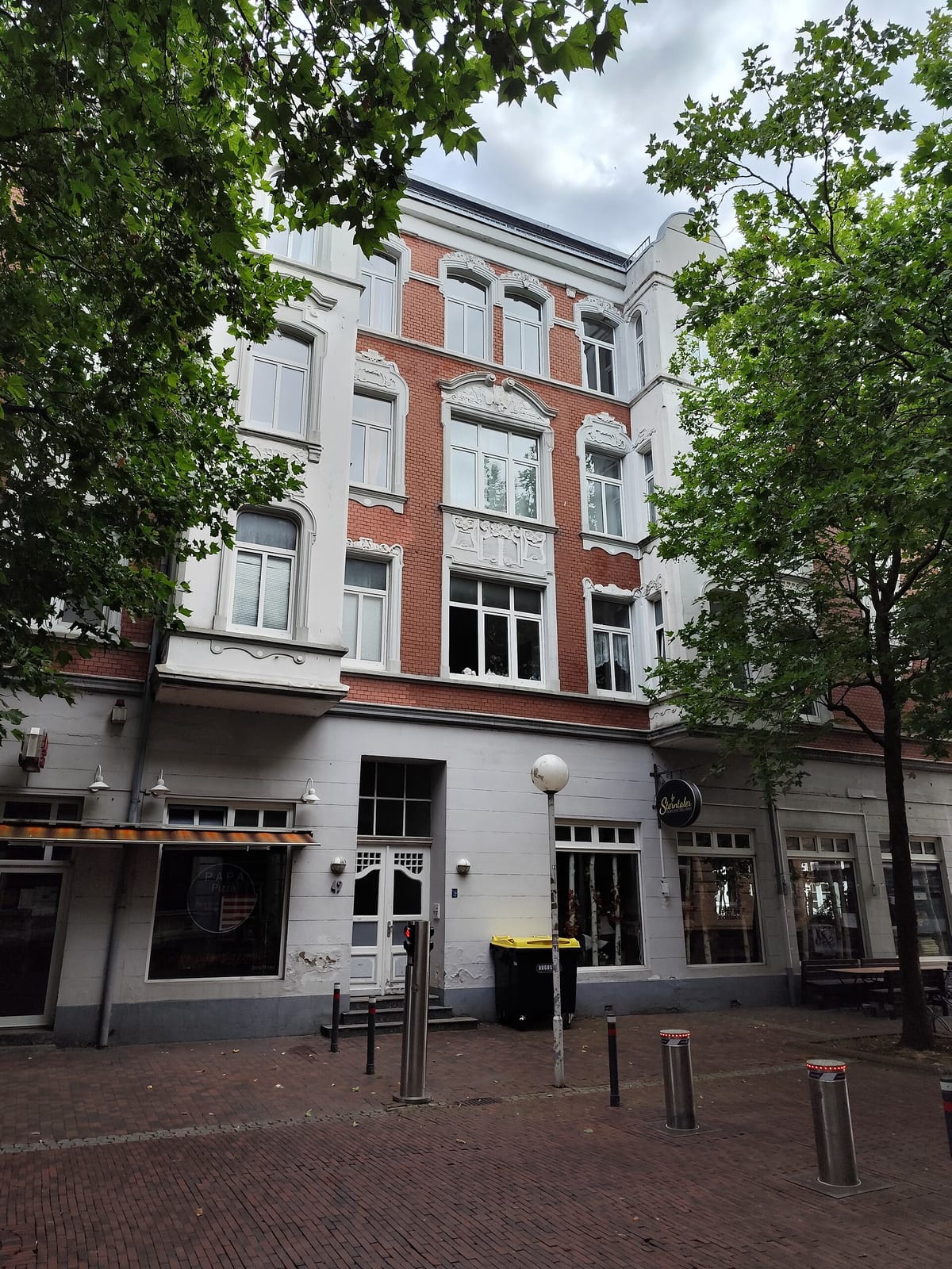MONTY's Deli Cafe