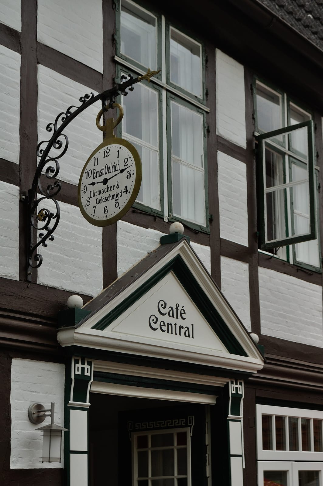 Cafe Central