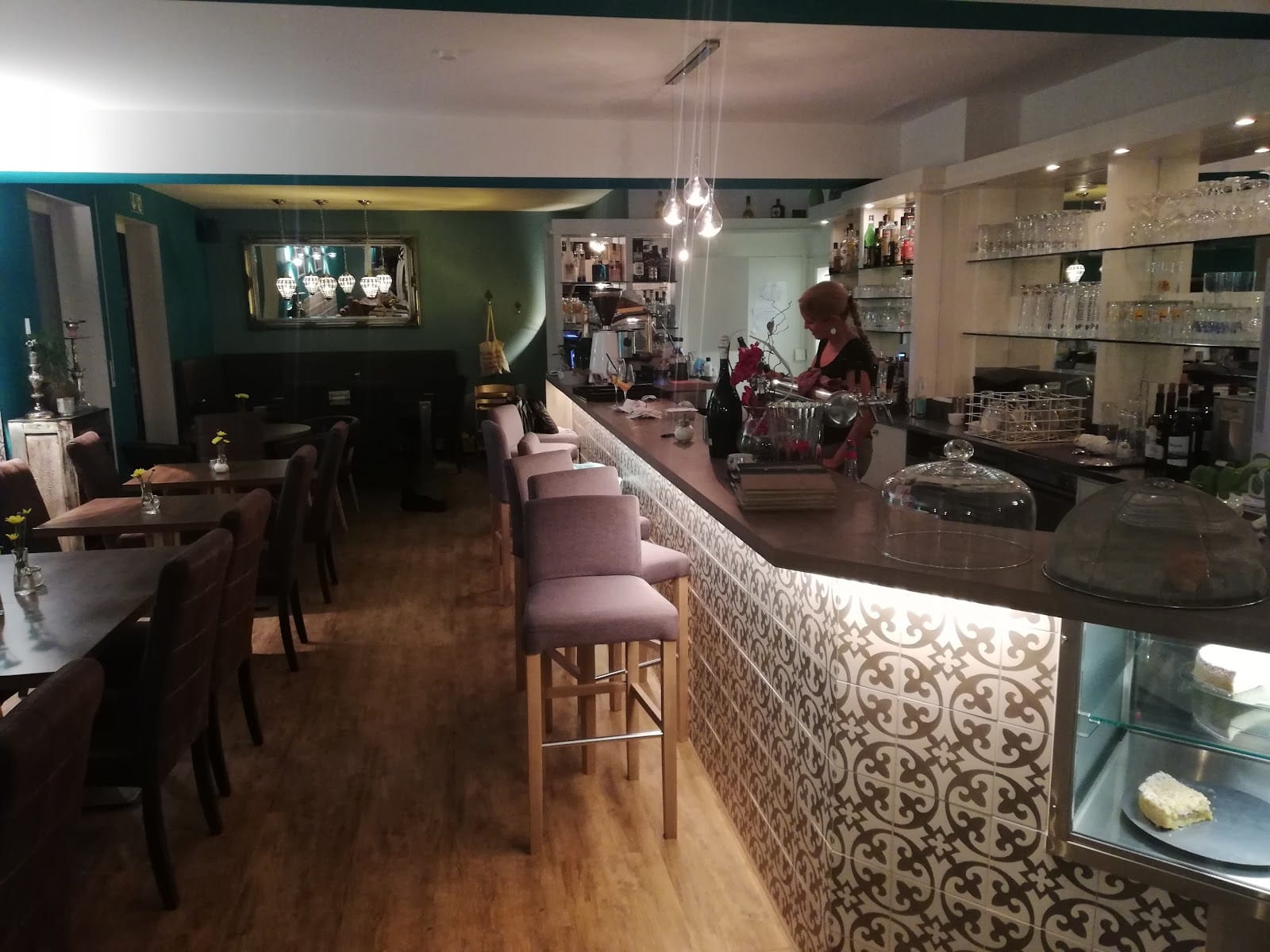 Amori - Café Trattoria Bar