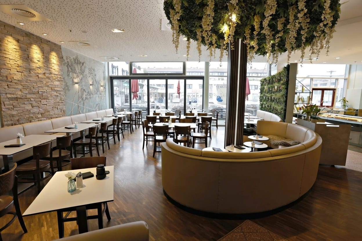 Rafael Café & Brunch photo 2