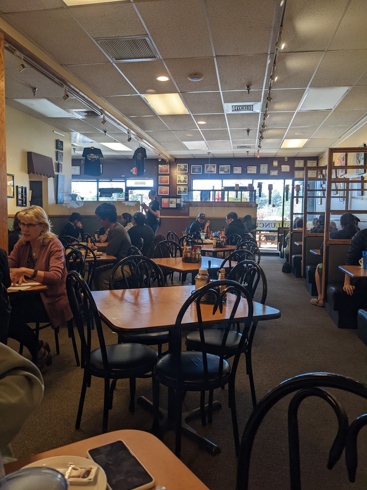 Brandy's Restaurant & Bakery