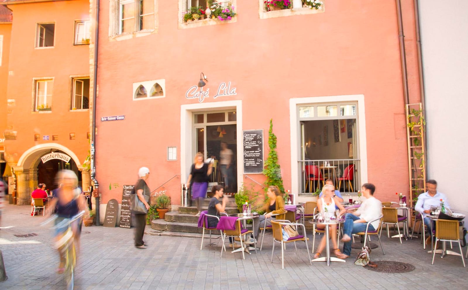 Café Lila photo 2