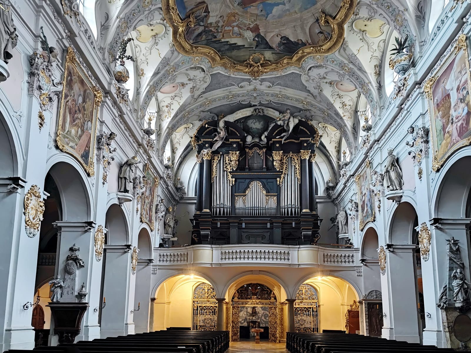 Friedl Zwo photo 2
