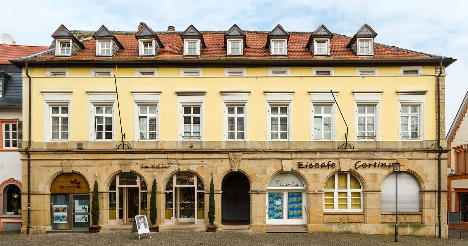 Hensel und Gretel Café & Weinbar photo 3
