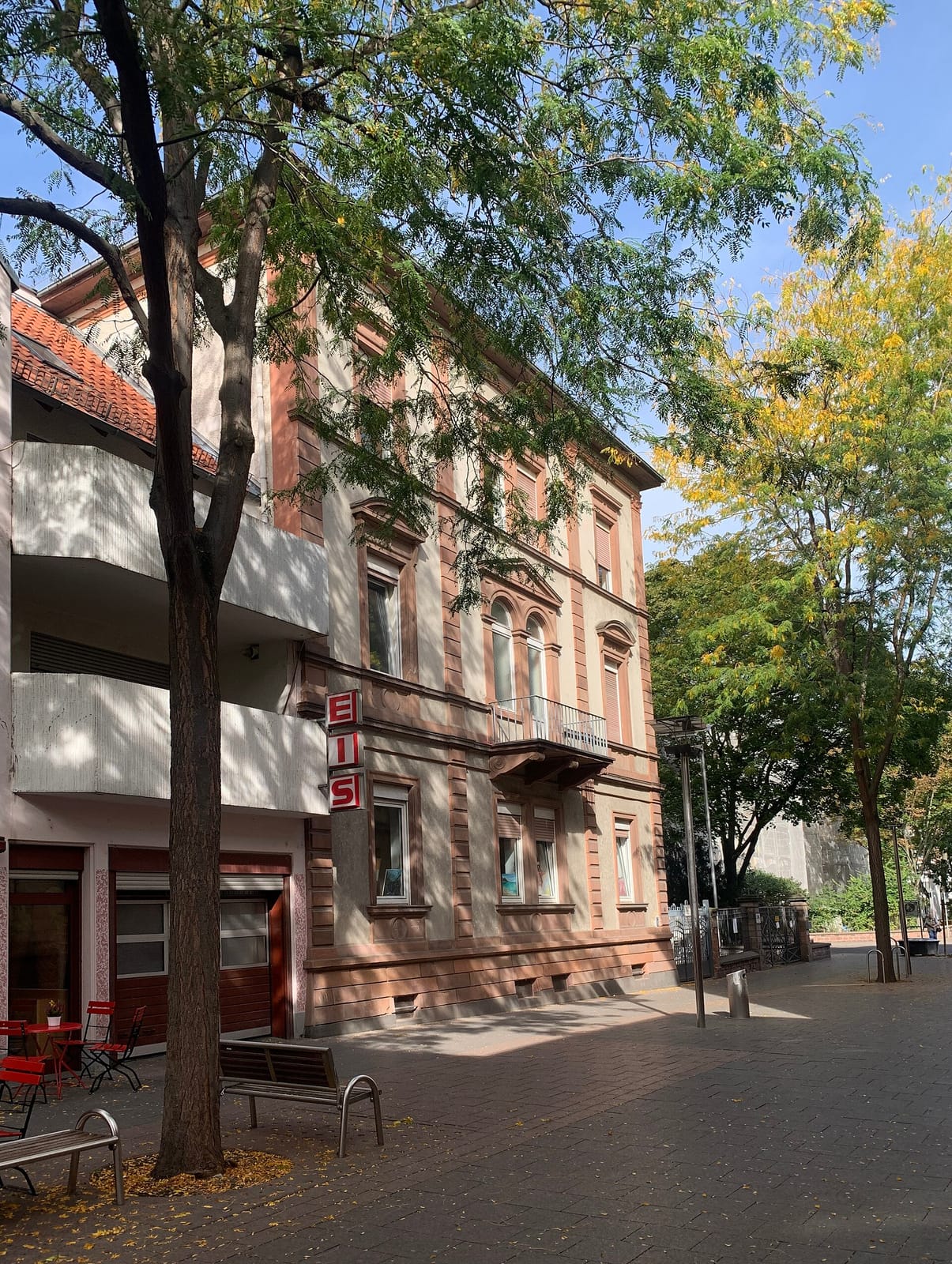Schmerker photo 2