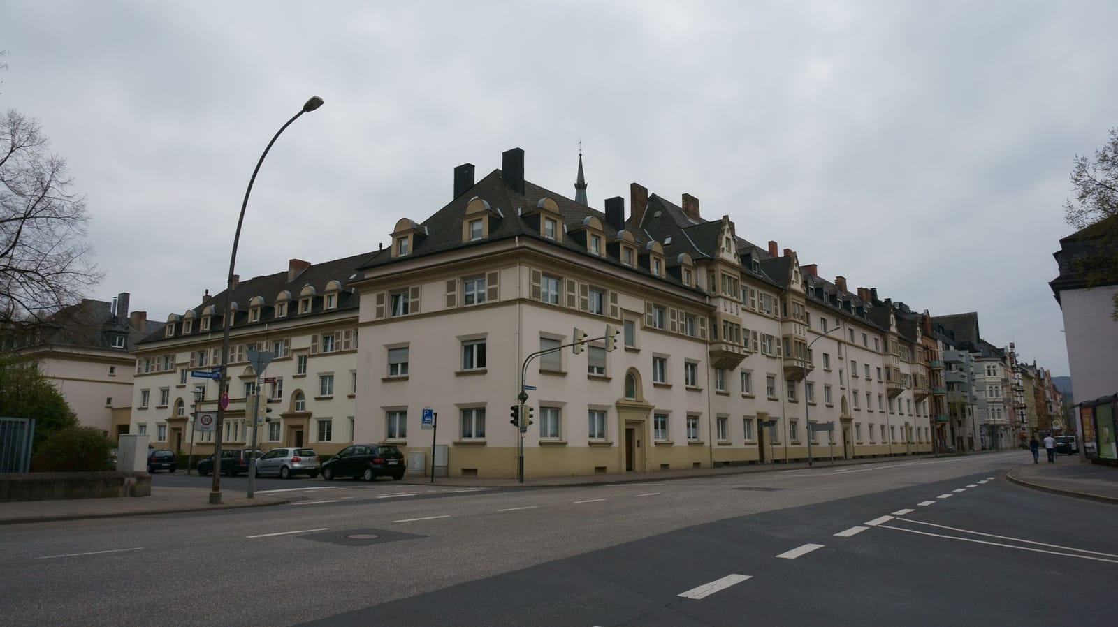 Luis Tapasbar Koblenz