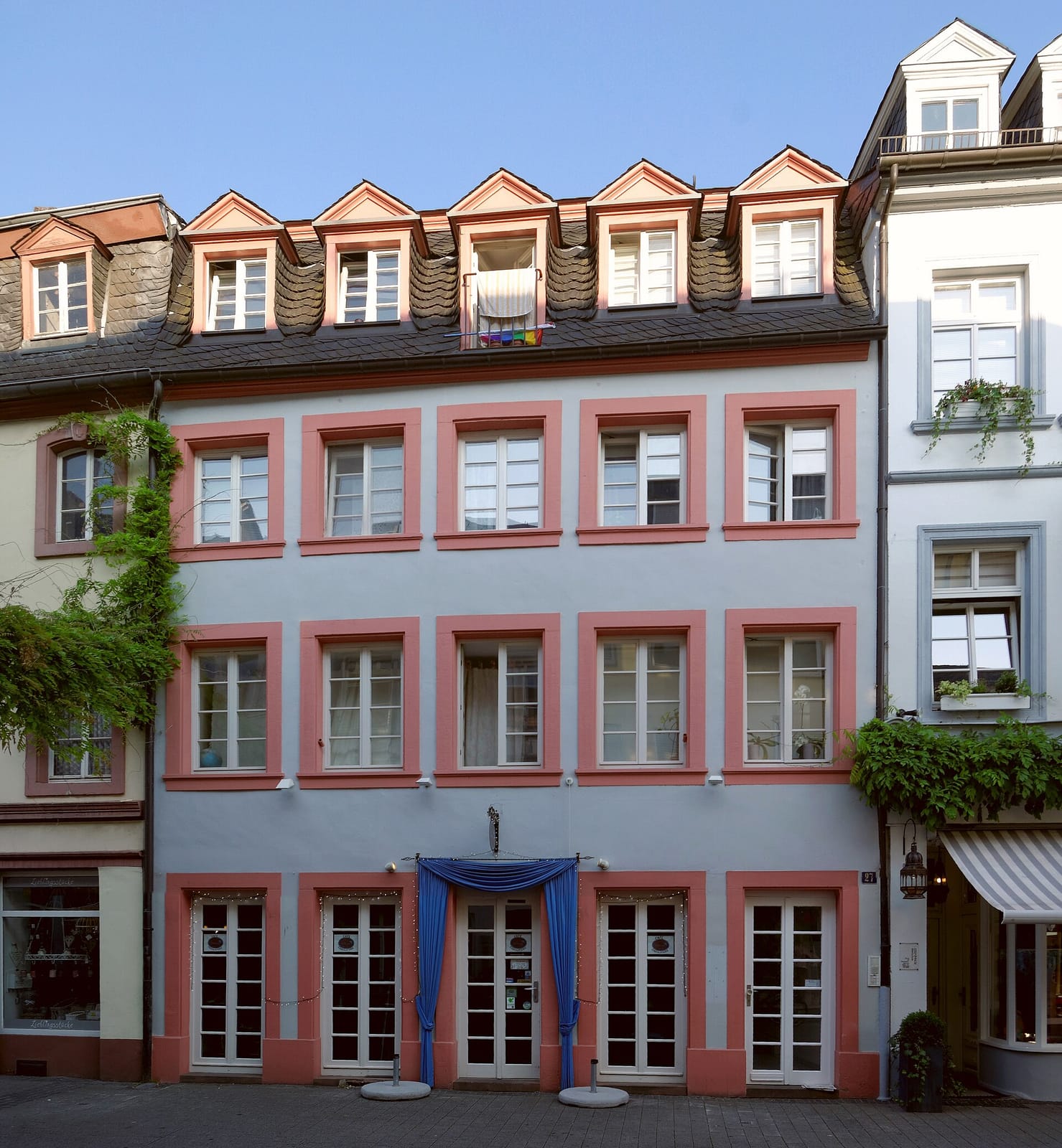 Glücklich photo 4