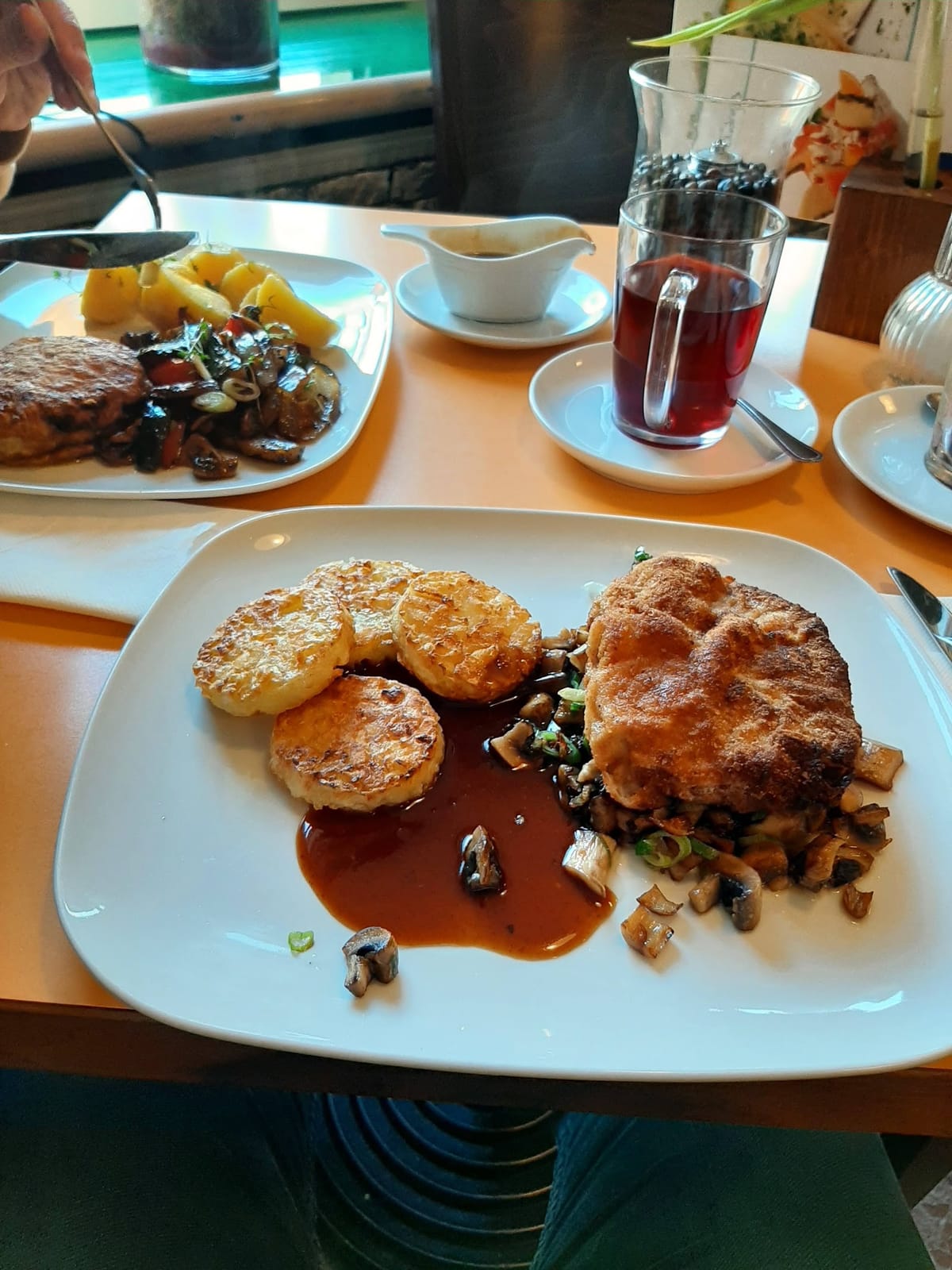 Cafe Hadrys