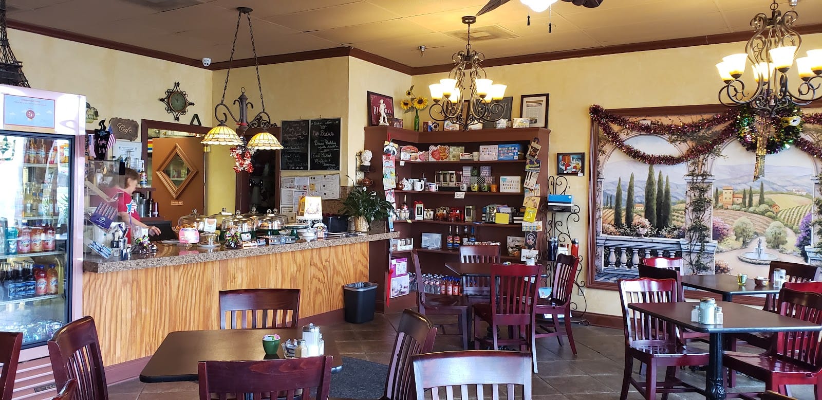 Le Petit Cafe