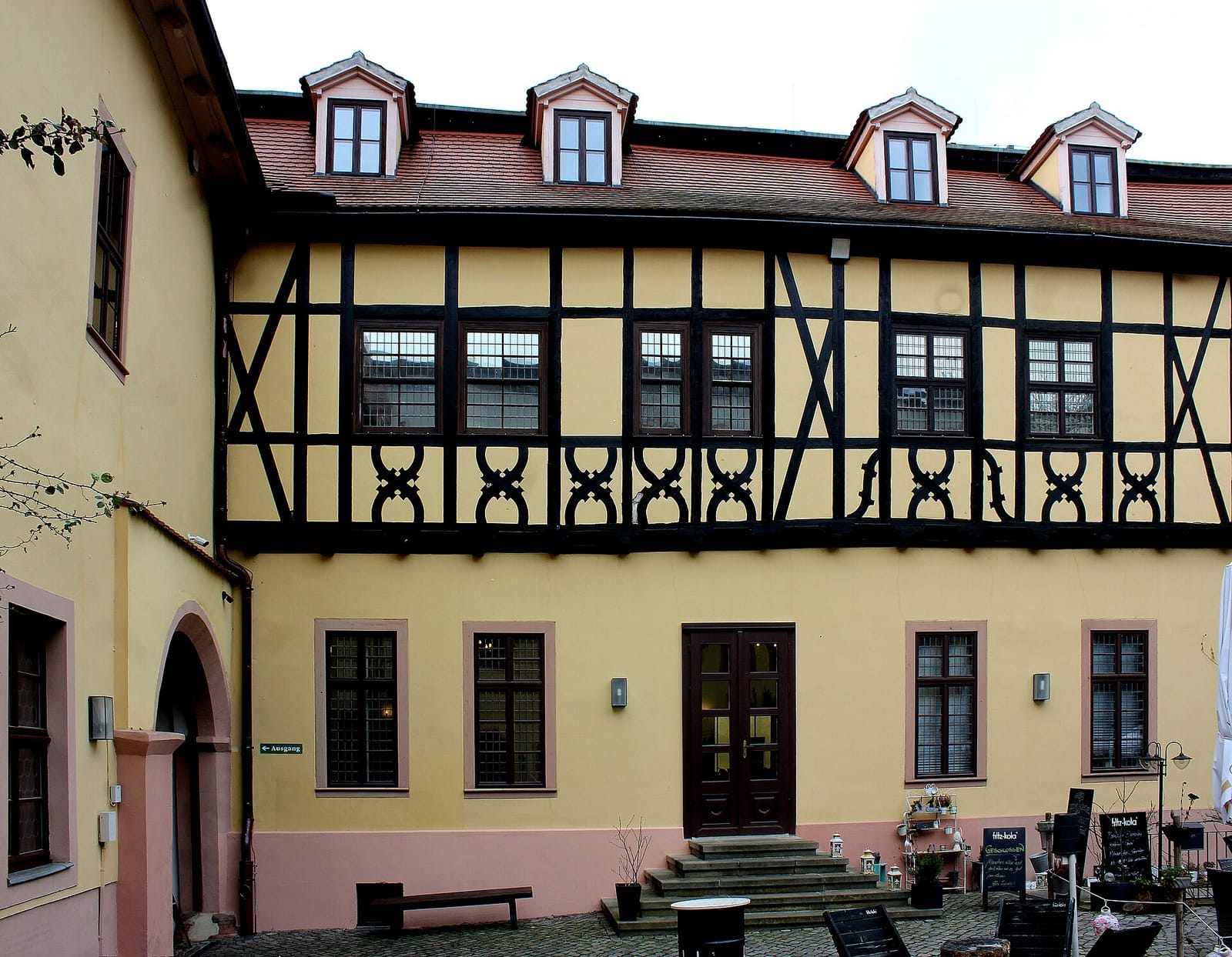 Café und Hofrestaurant Leidenschaften photo 3