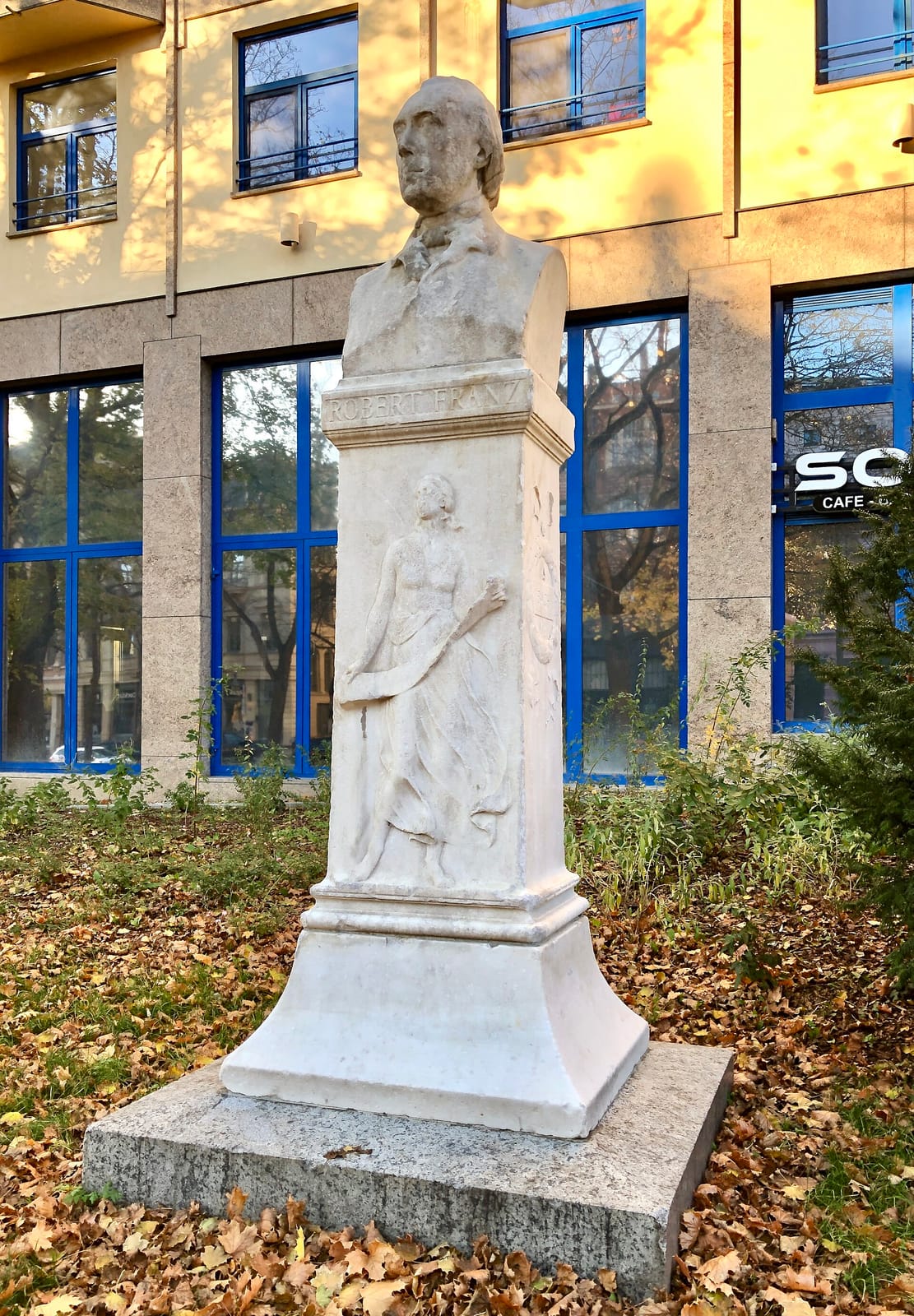 Faust photo 2