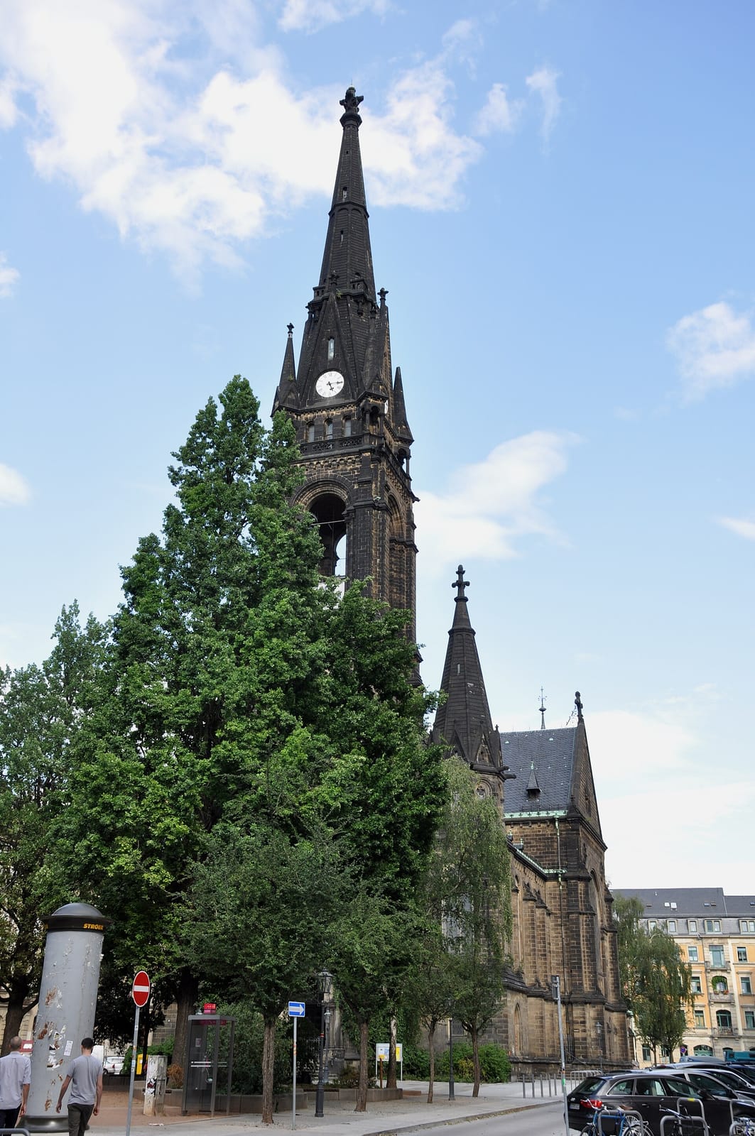 Lloyd's photo 2