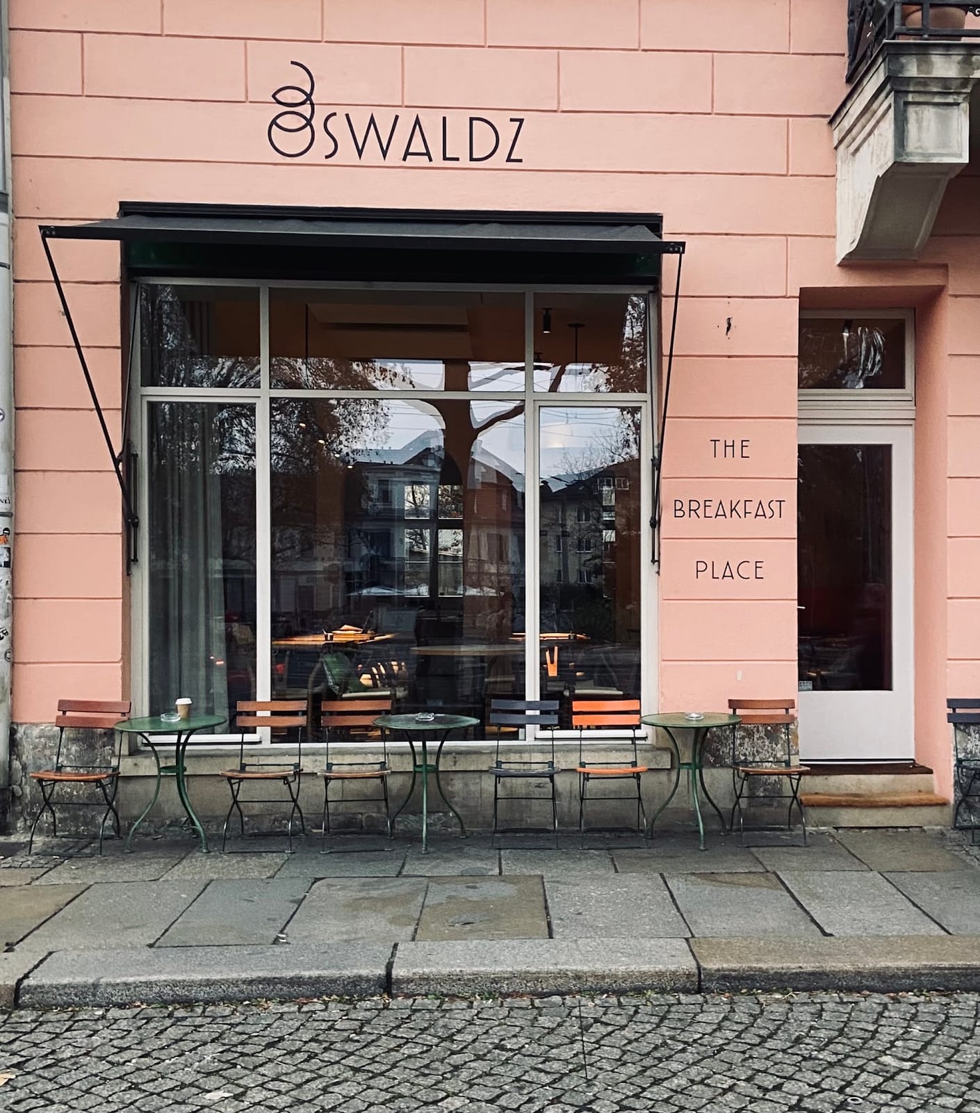 Oswaldz Breakfast Place