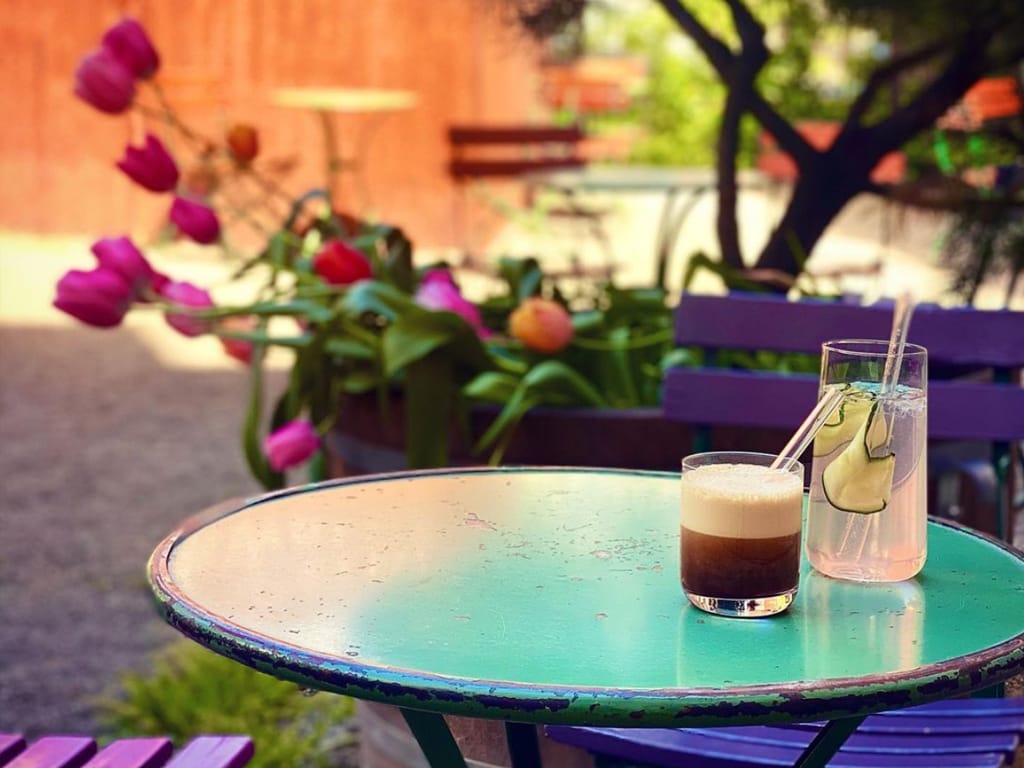 Oswaldz Café photo 4