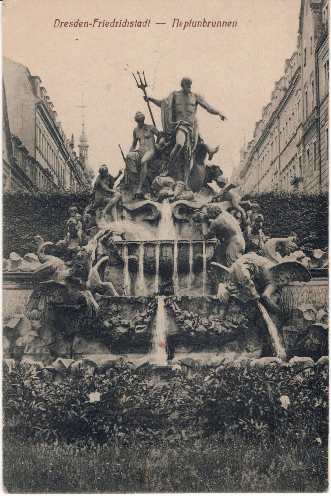 Café am Neptunbrunnen photo 3