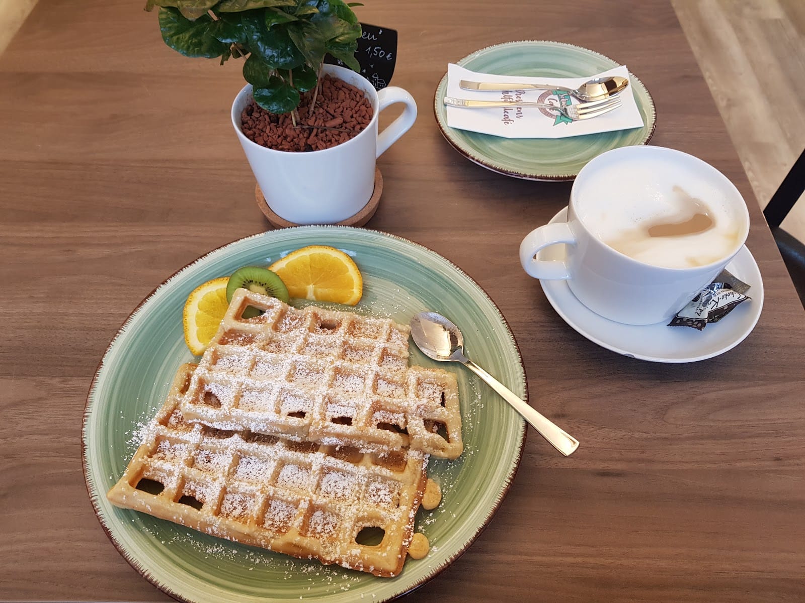 Schmiddis Café