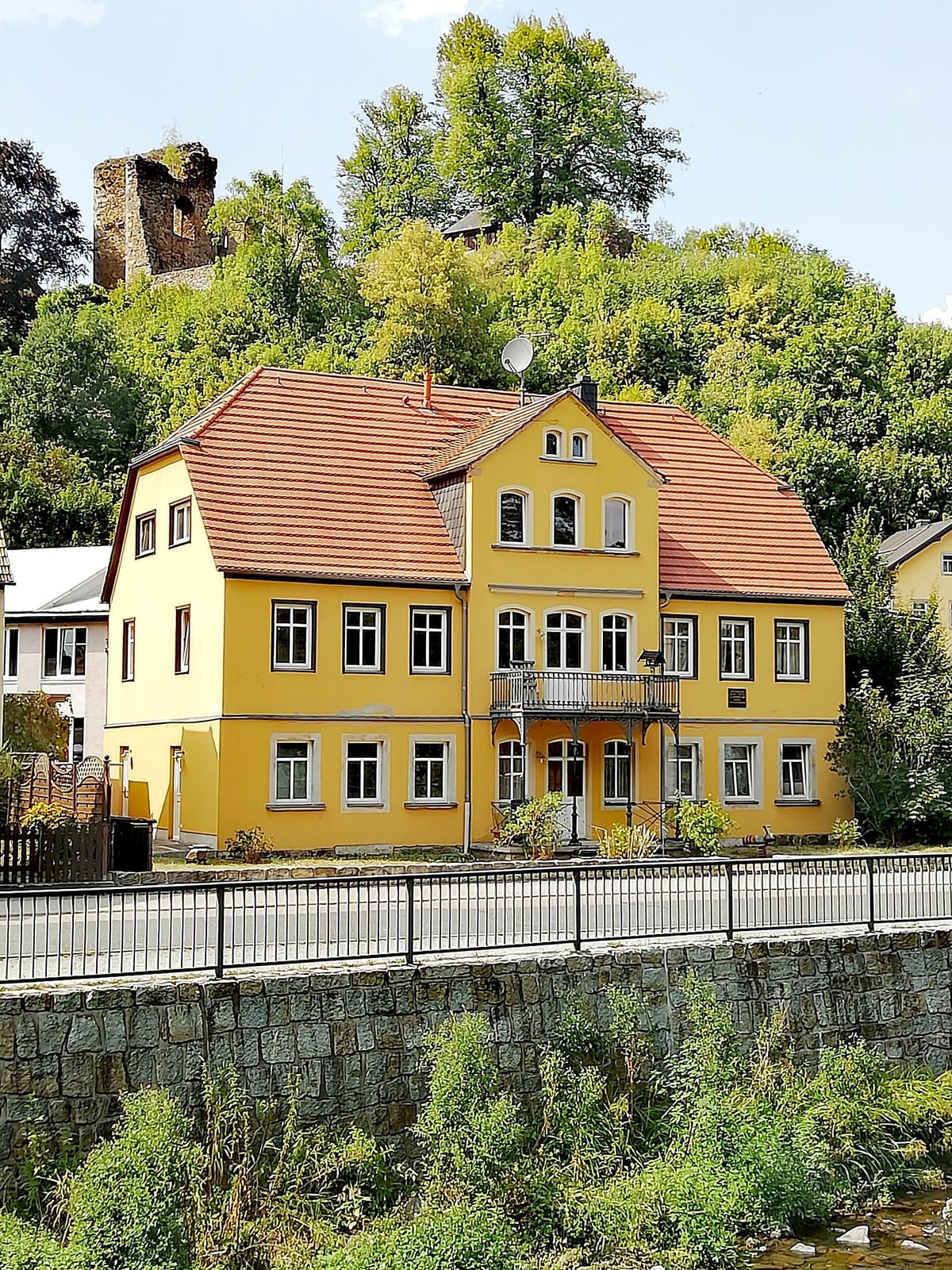 Bahnwärterhäuschen photo 3