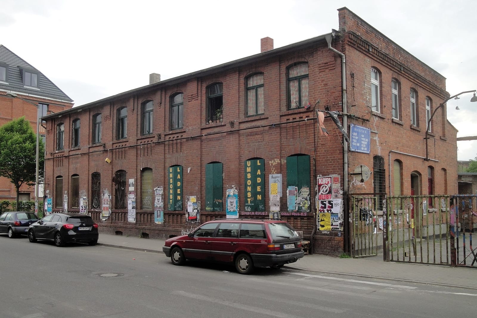 Backstein West