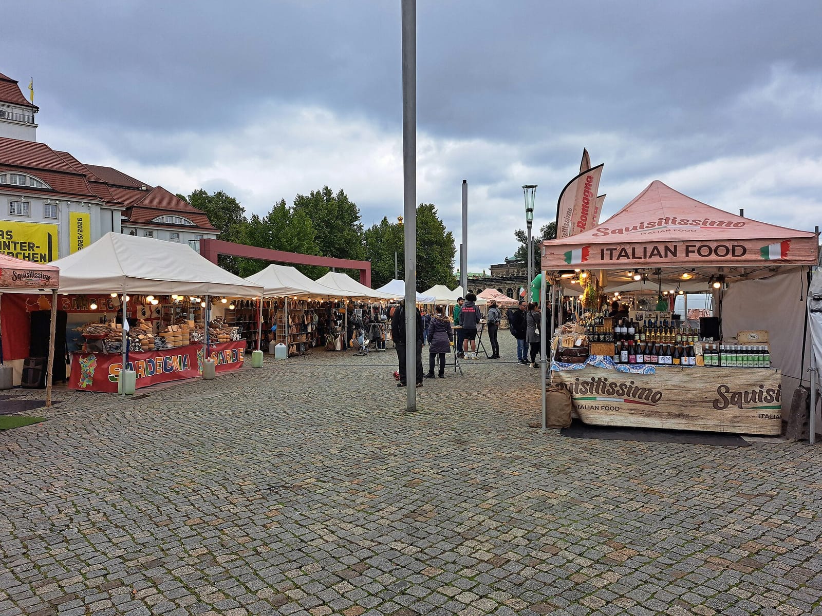 Käseglocke photo 2