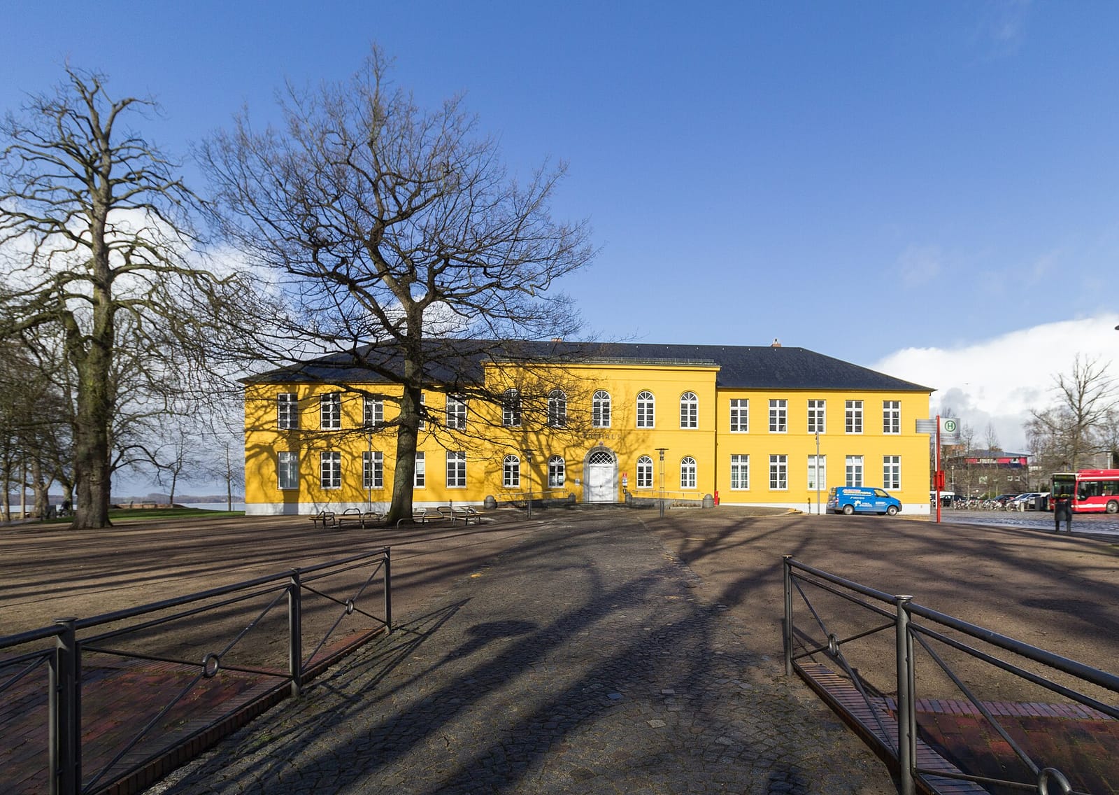 Eis-Pavillon Pelz