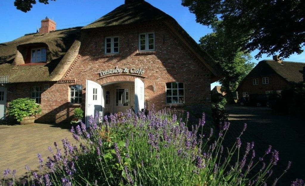 Teestube & Café